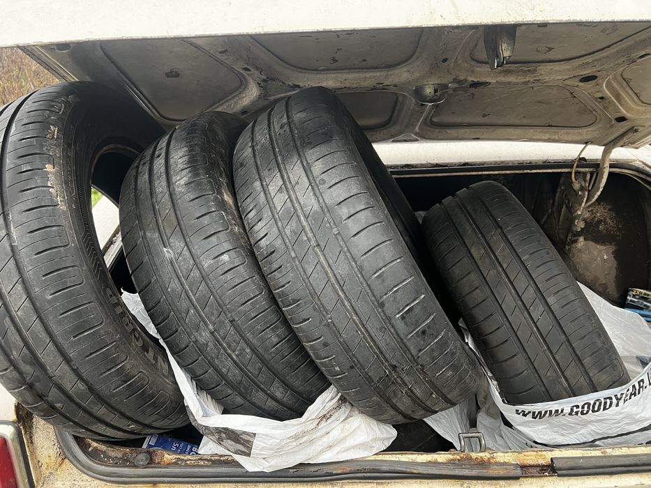 Продам резину r15 195/65