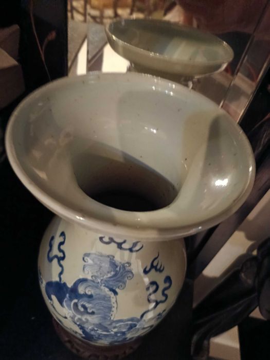 Jarrão Porcelana Chinesa Leão Budista séc XIX 42 cm