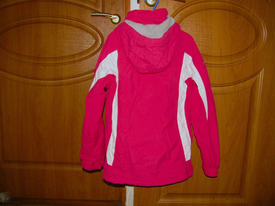 Курточки весна Trespass и зима TU на рост 122-128-134 см 7-8-9 лет