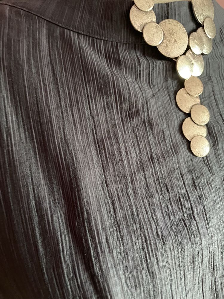 Delikatna sukienka mgiełka Wendy Trendy 40/42/44/46