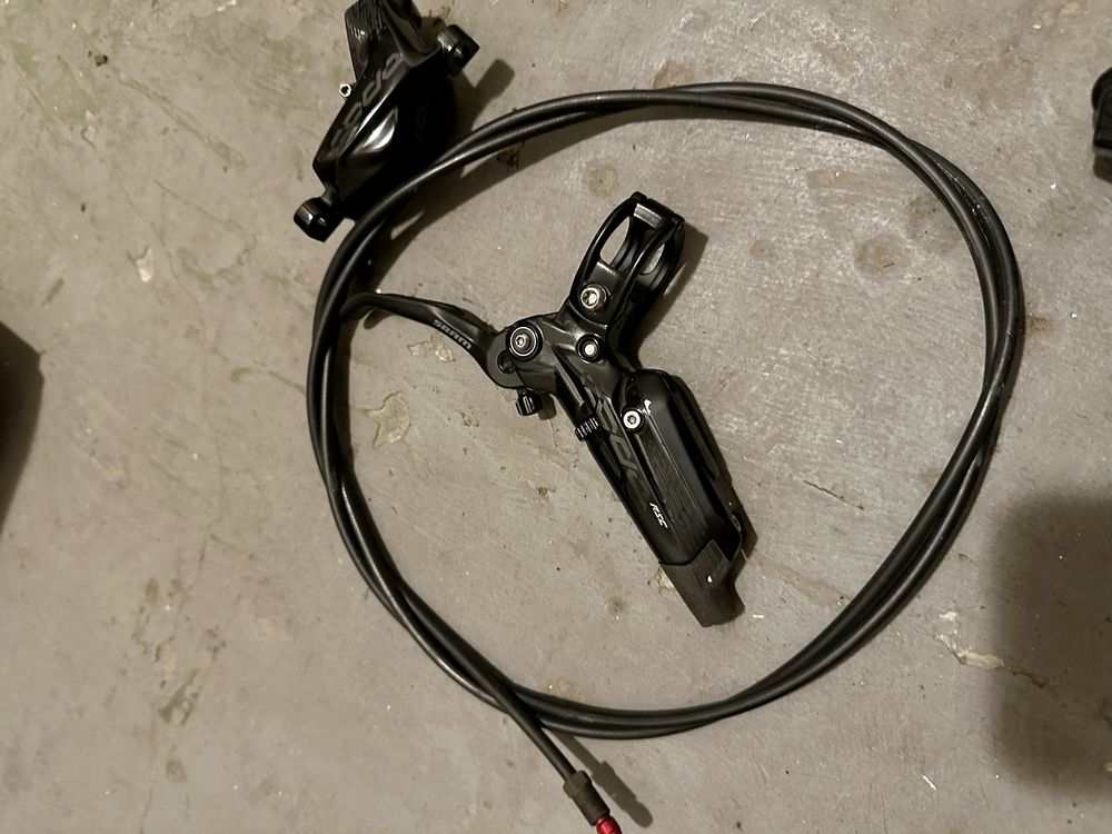 Sram Code RSC 4 tloczkowe komplet bdb stan