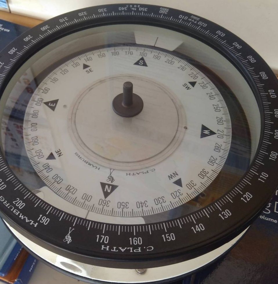 Магнитный компас c.plath 2060.