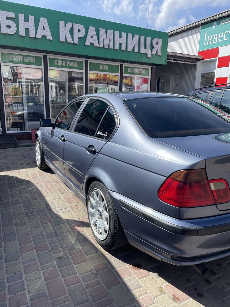 Продам BMW Е46 318i