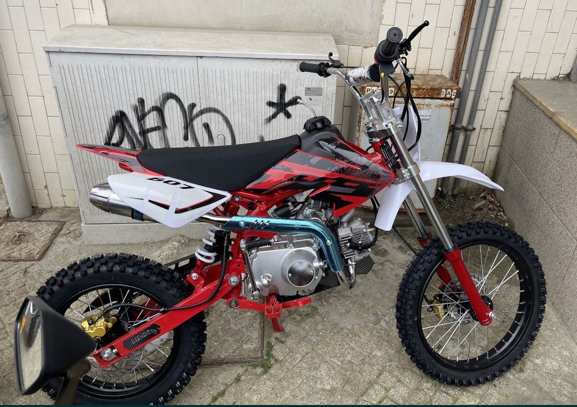 Pit bike 125cc com arranque eléctrico