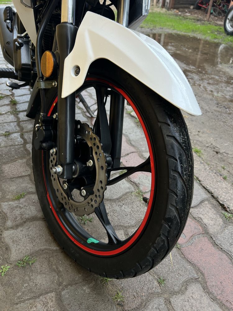 Мотоцикл Loncin cr1