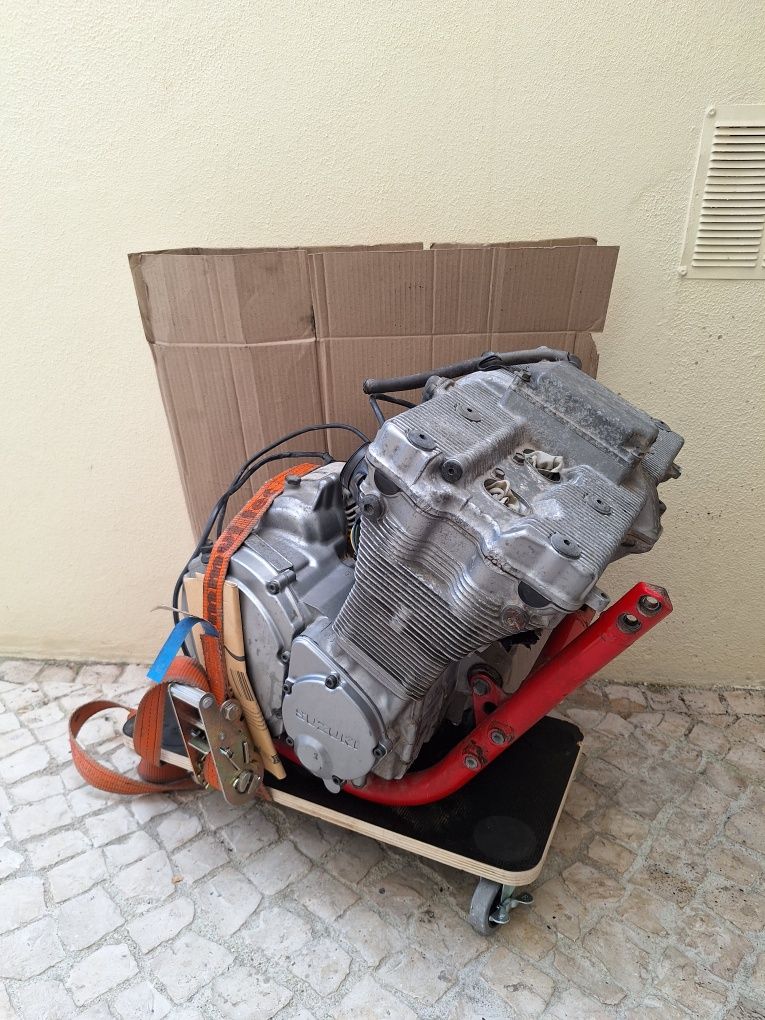 Motor Suzuki Bandit 600