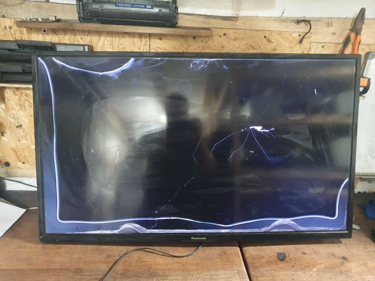 Телевізор Panasonic TX-40CR300 БИТА МАТРИЦЯ 40"