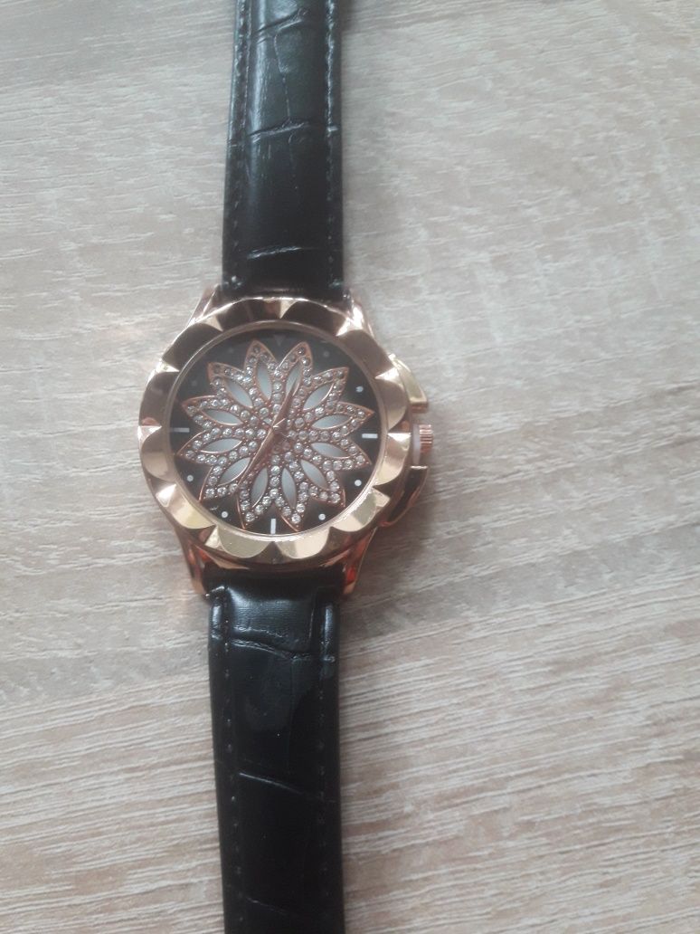 Bardzo ładny zegarek