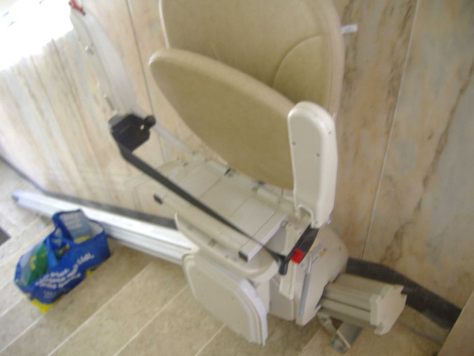 cadeira de rodas eléctrica pouco uso