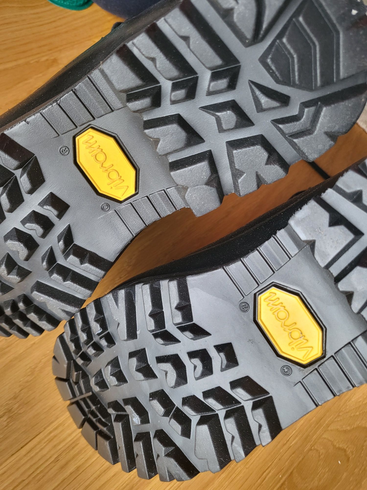 Buty wojskowe specjalne 928/MON, trzewiki zimowe - 24,5 / 38 - nowe