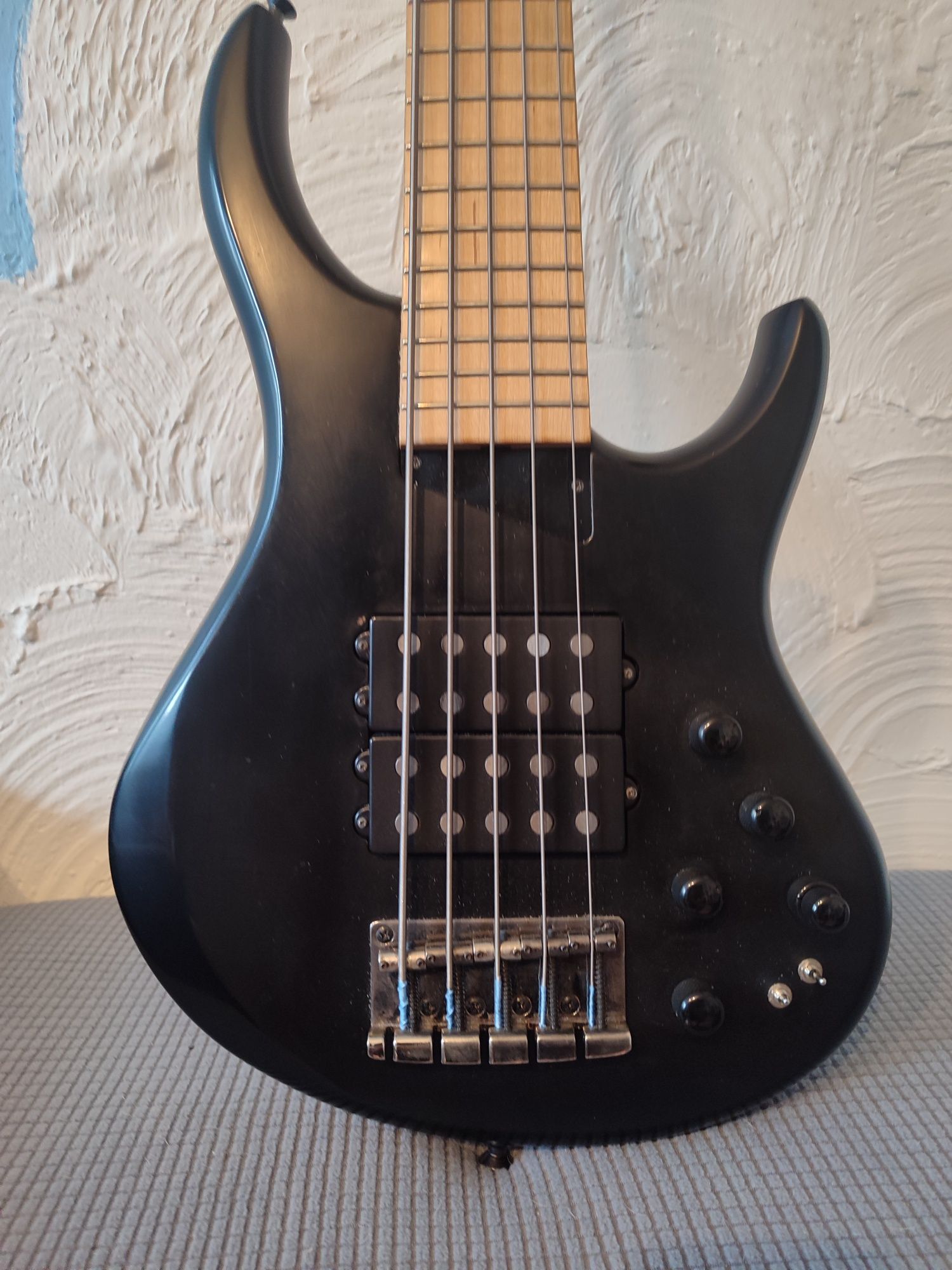 Gitara basowa MTD Kingstom 5uper5