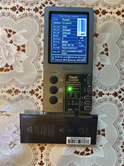 Батарея для айфона 8