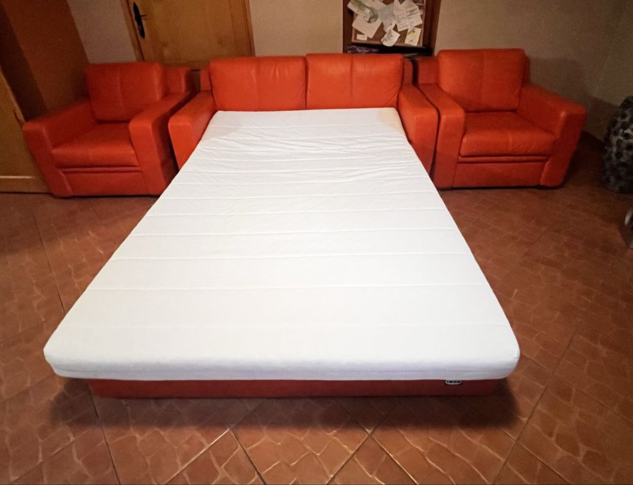Sofa skorzana z funkcja spania + 2 fotele