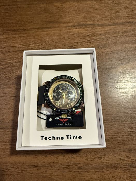 Vendo relogio novo techno time