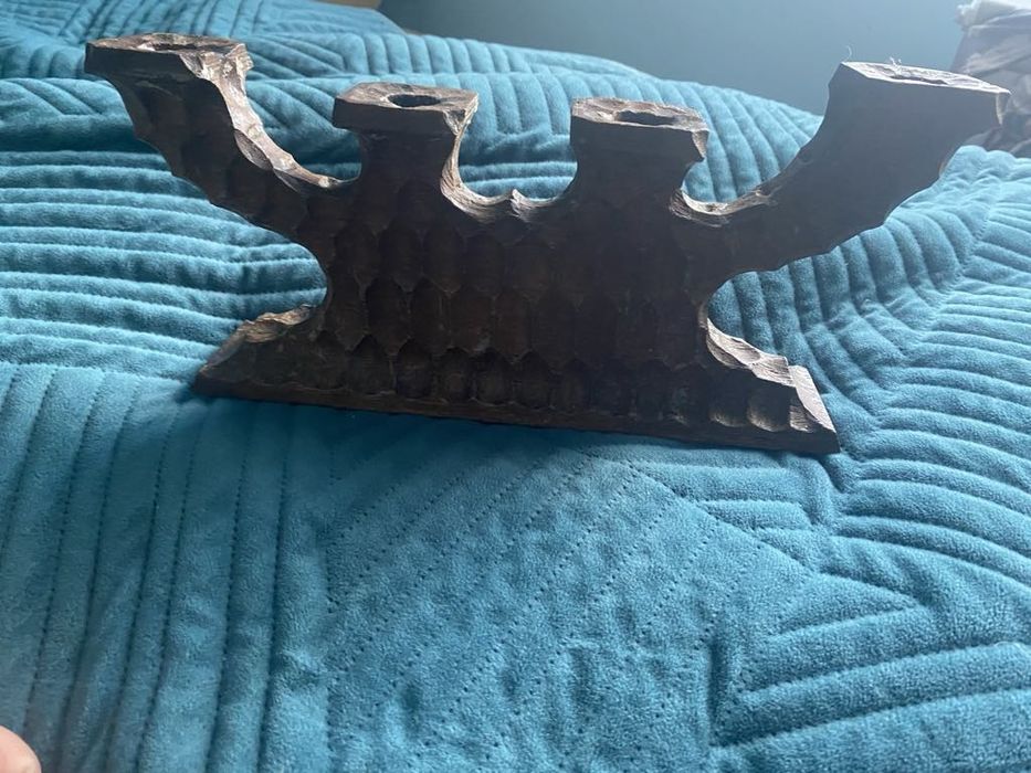 Świecznik drewniany że świecami