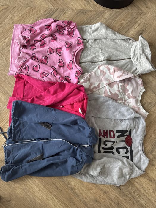 Paka - bluzy 134 / 140