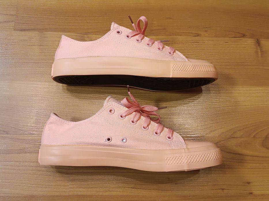 Красивые Розовые Кеды All Star. Кроссовки All Star - 41 размер