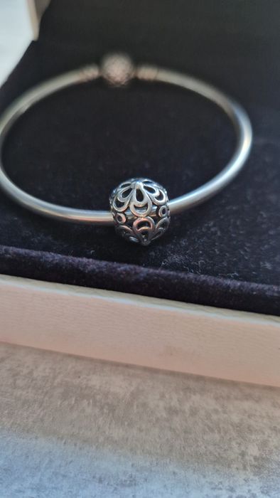 Браслет Pandora з бусінкою