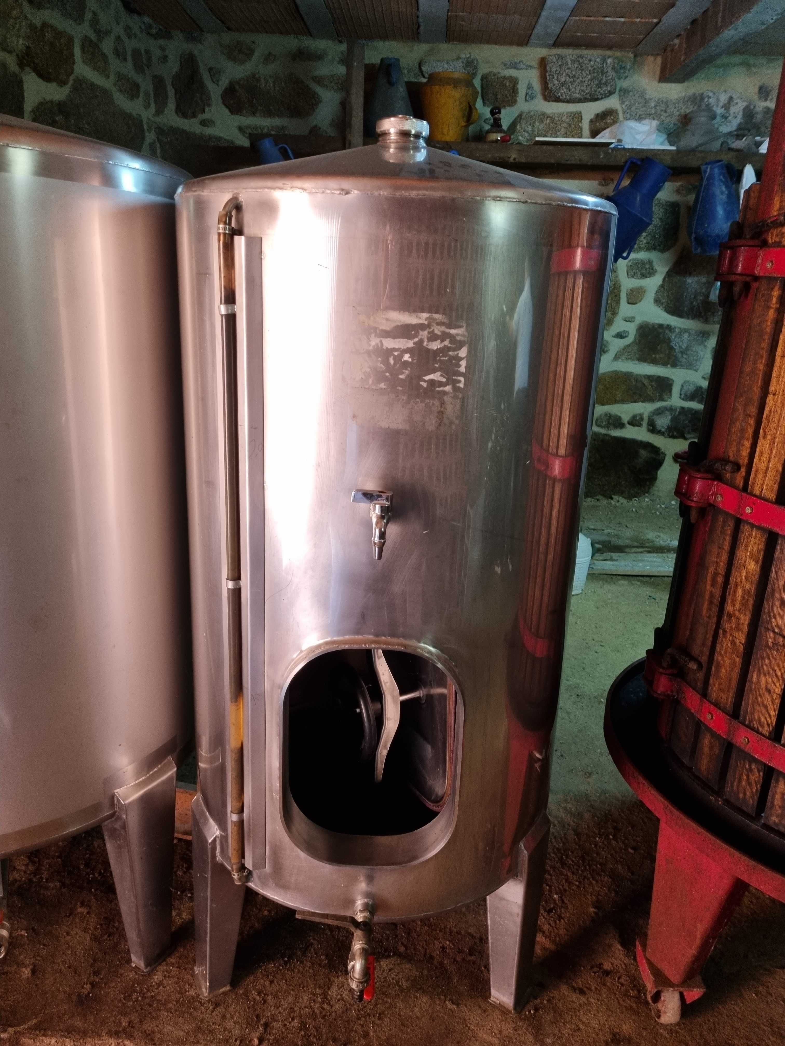 Cuba inox de 340 L