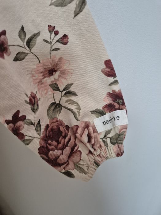 Sukienka w kwiatki dla dziewczynki Newbie 92