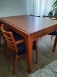 Mesa de sala e 6 cadeiras