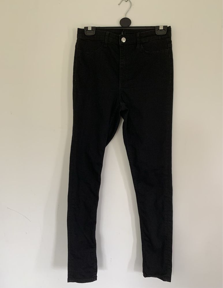 Czarne jeansy skinny h&m