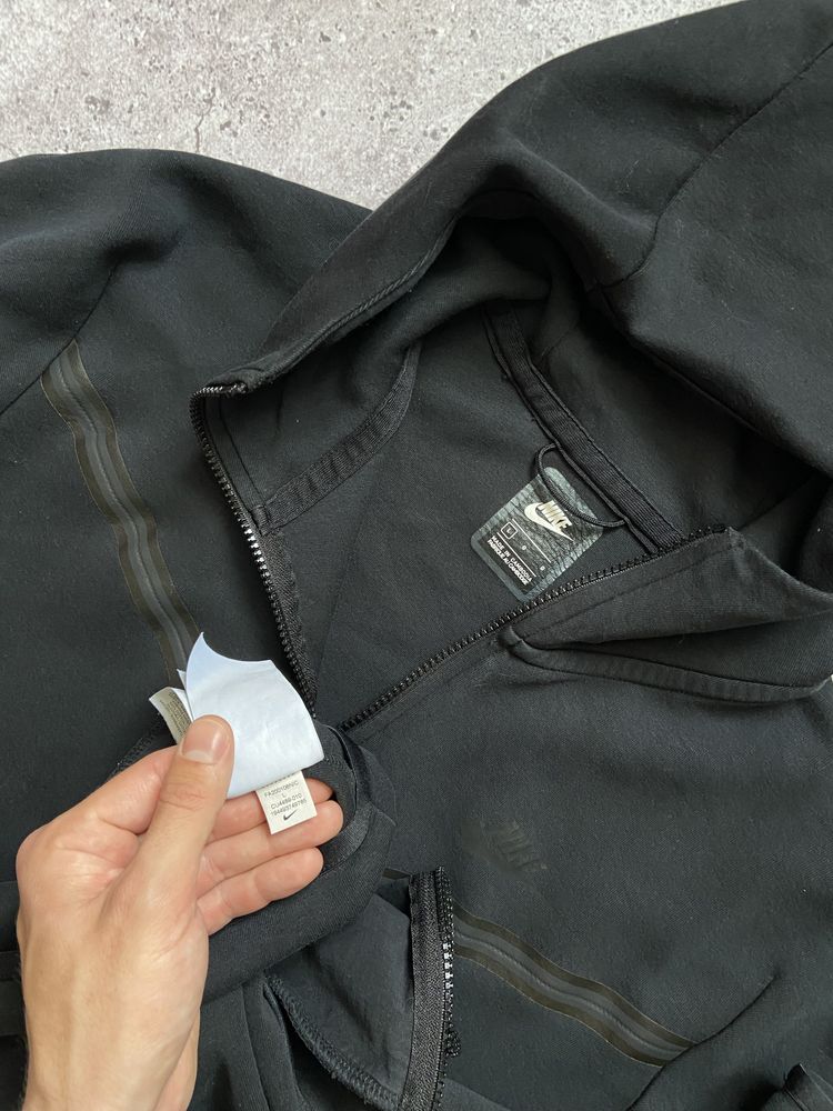 Чоловіча кофта Nike Tech Fleece чорне худі нові коллекціі