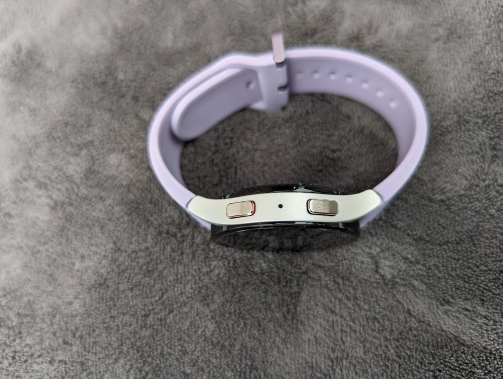 Роспродаж  Samsung Galaxy Watch 5 40mm  SM-R900