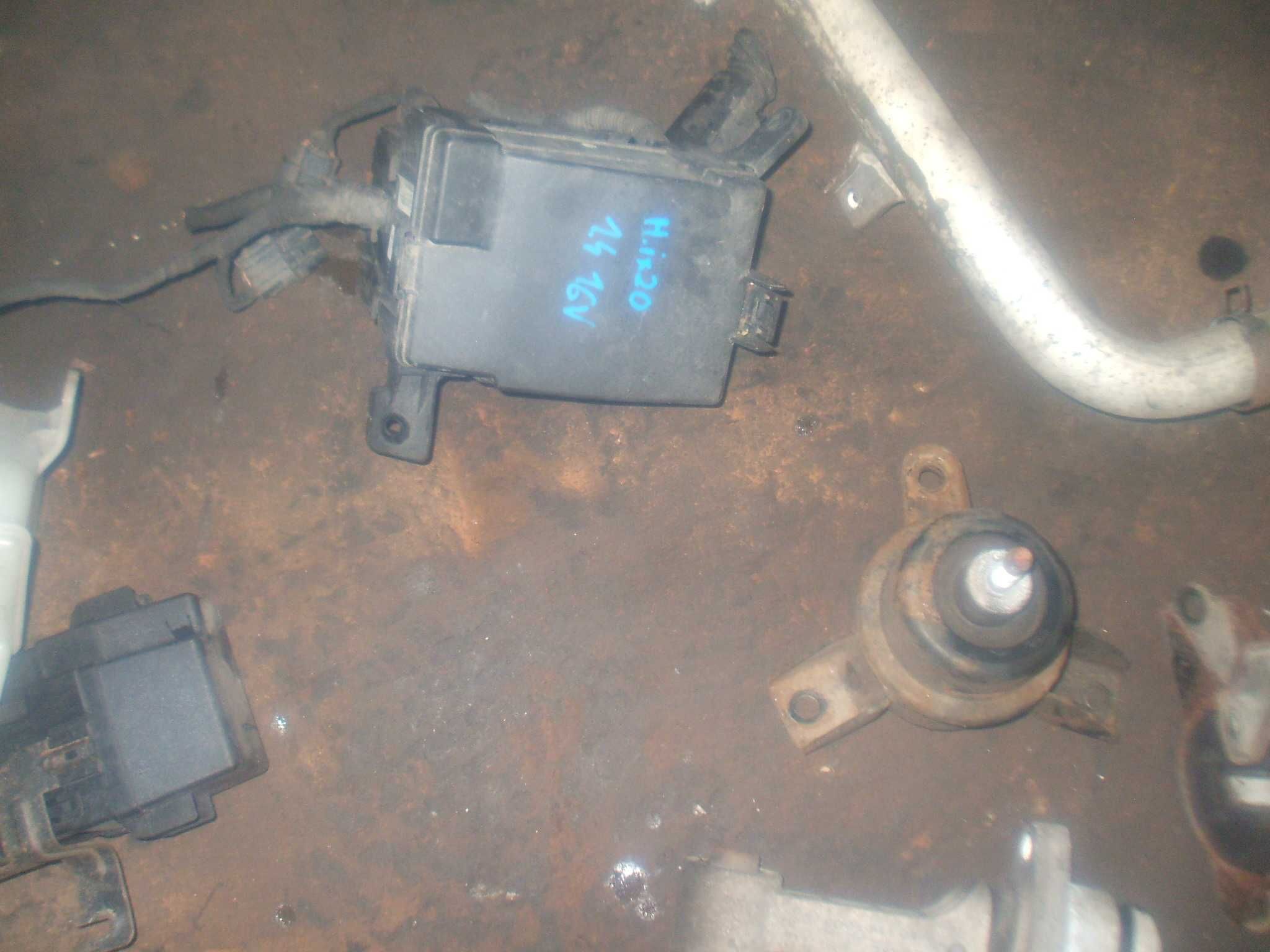 Obudowa skrzynki bezpieczników Hyundai ix20 1.4 Diesel
