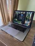 MacBook pro 15 2018 512gb