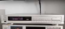 Denon TU-580 RD tuner stereo