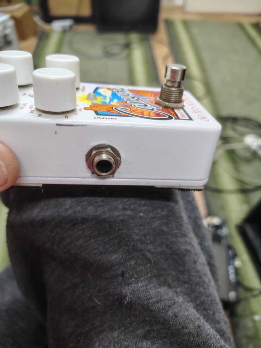 Гітарна педаль Electro-Harmonix Canyon Delay & Looper