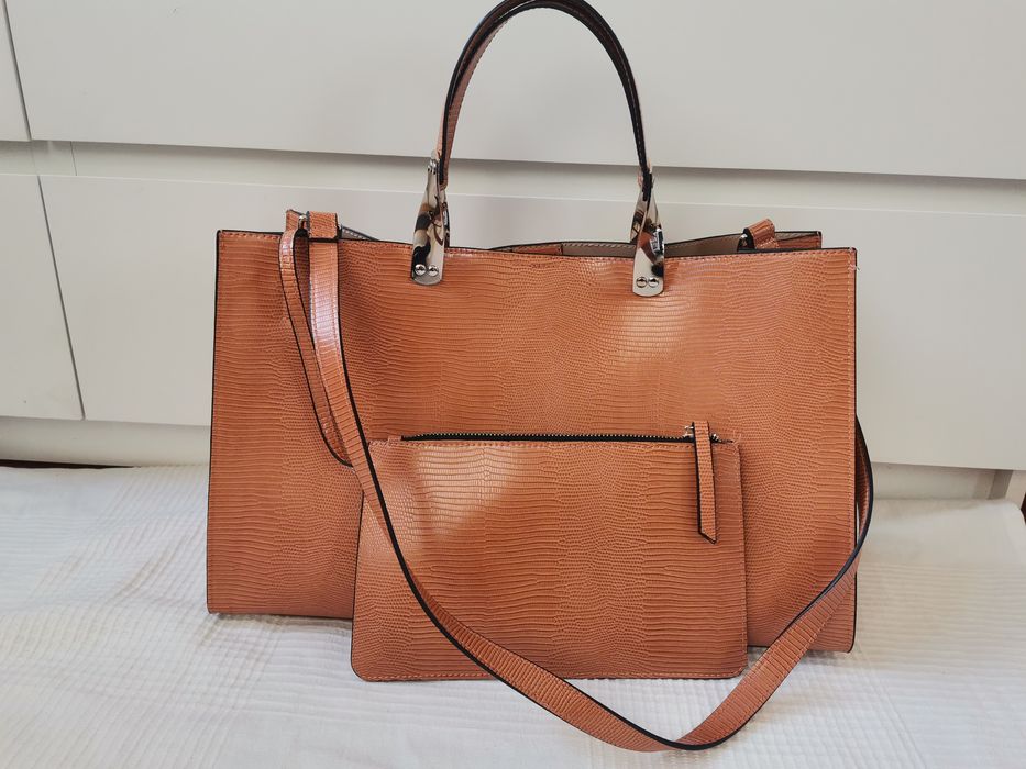 Elegancka karmelowa torebka Zary na A4