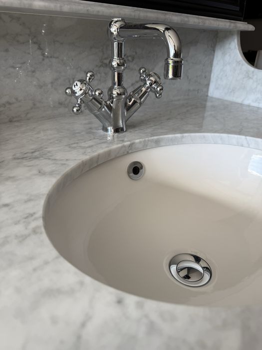 Szafka łazienkowa z lustrem Aqua Prestige Kent – czarny mat