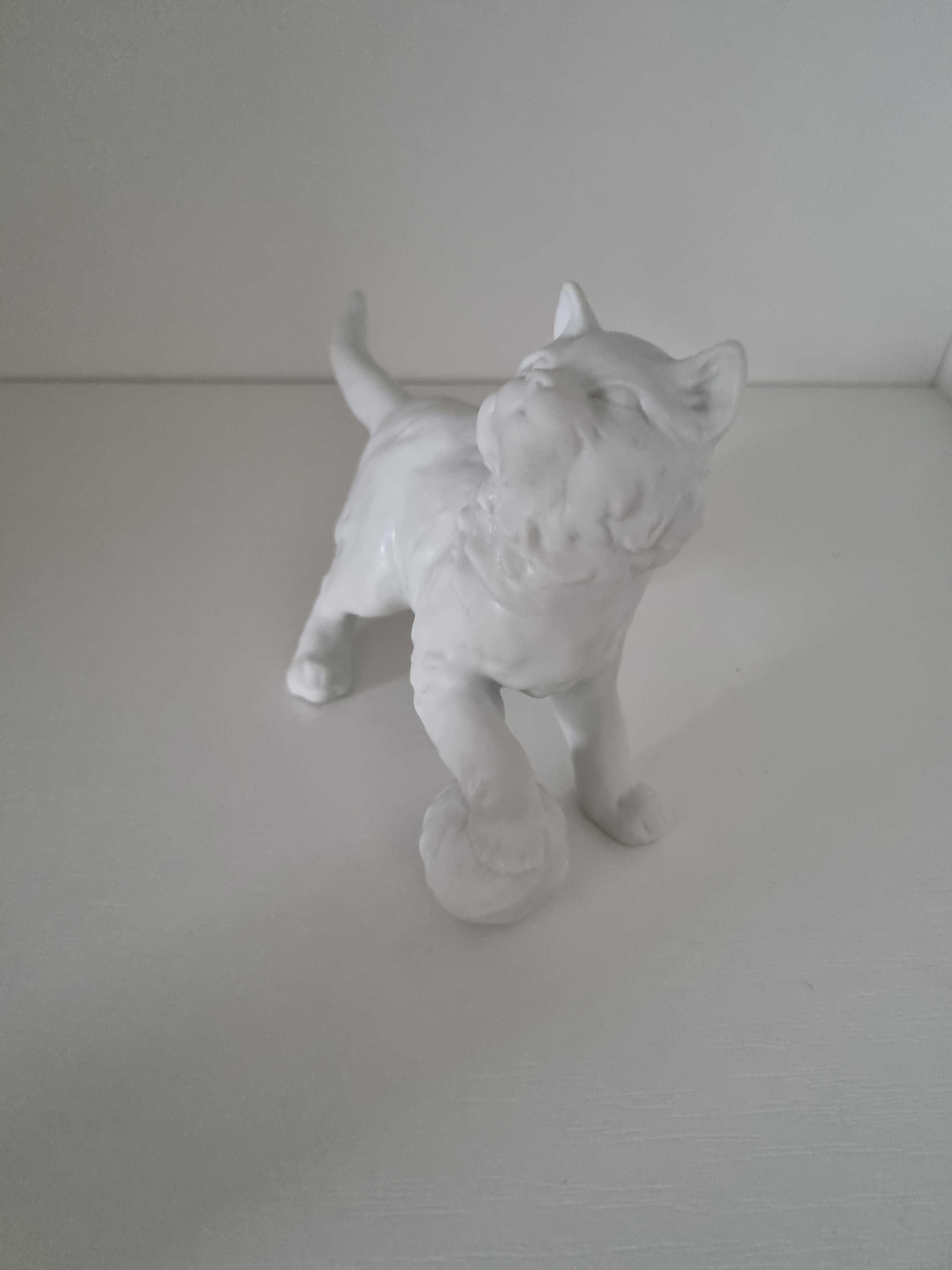 Porcelanowa figurka Kaiser Kot