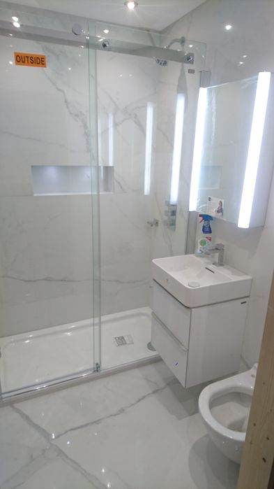 Remonty łazienek, płytki, panele, malowanie, gładź gipsowa,hydraulika.