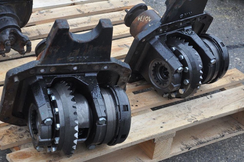 DYFERENCJAŁ  WKŁAD MOSTU CASE NEW HOLLAND  84565083 / 37490084