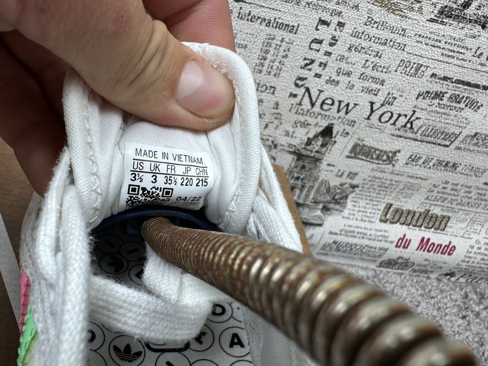 Кросівки Adidas / Розмір 35
