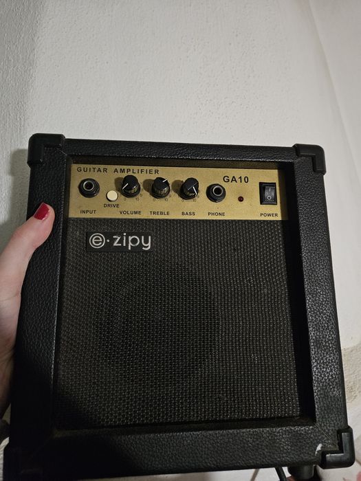 Amplificador de guitarra Zipy