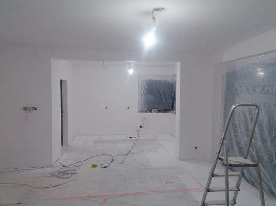 Tynki maszynowe cementowo wapienne / malowanie natryskowe