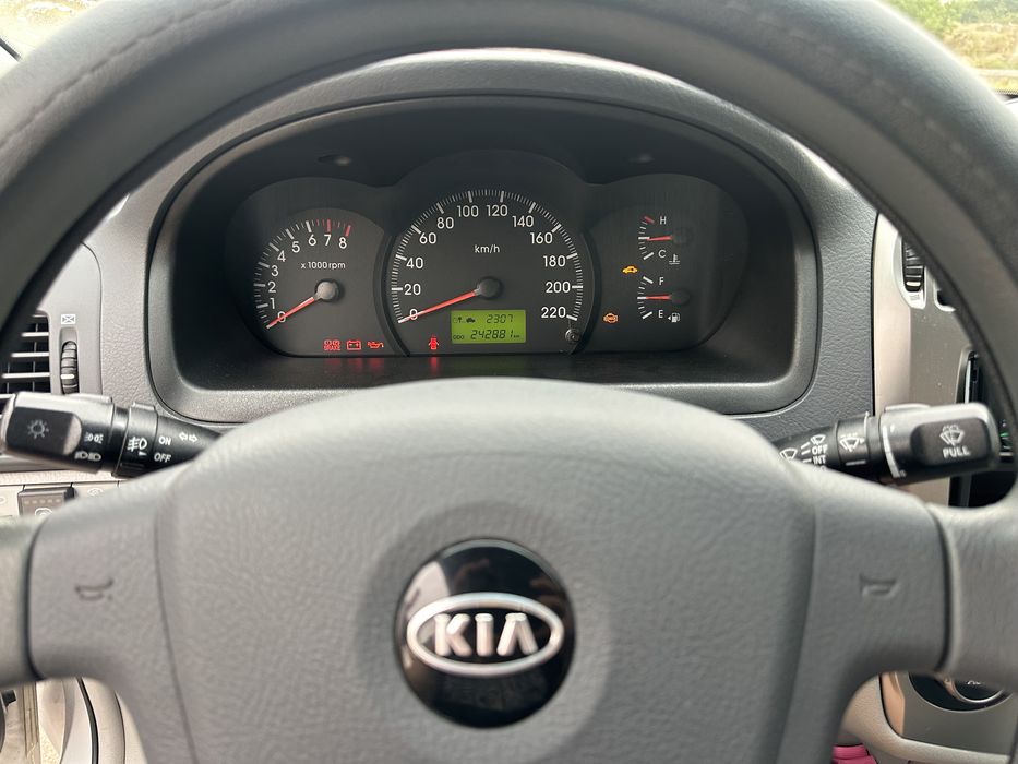 Продаж Kia Cerato