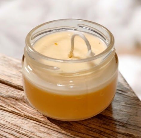 Свічки на бетоні та формові свічки із соєвого воску