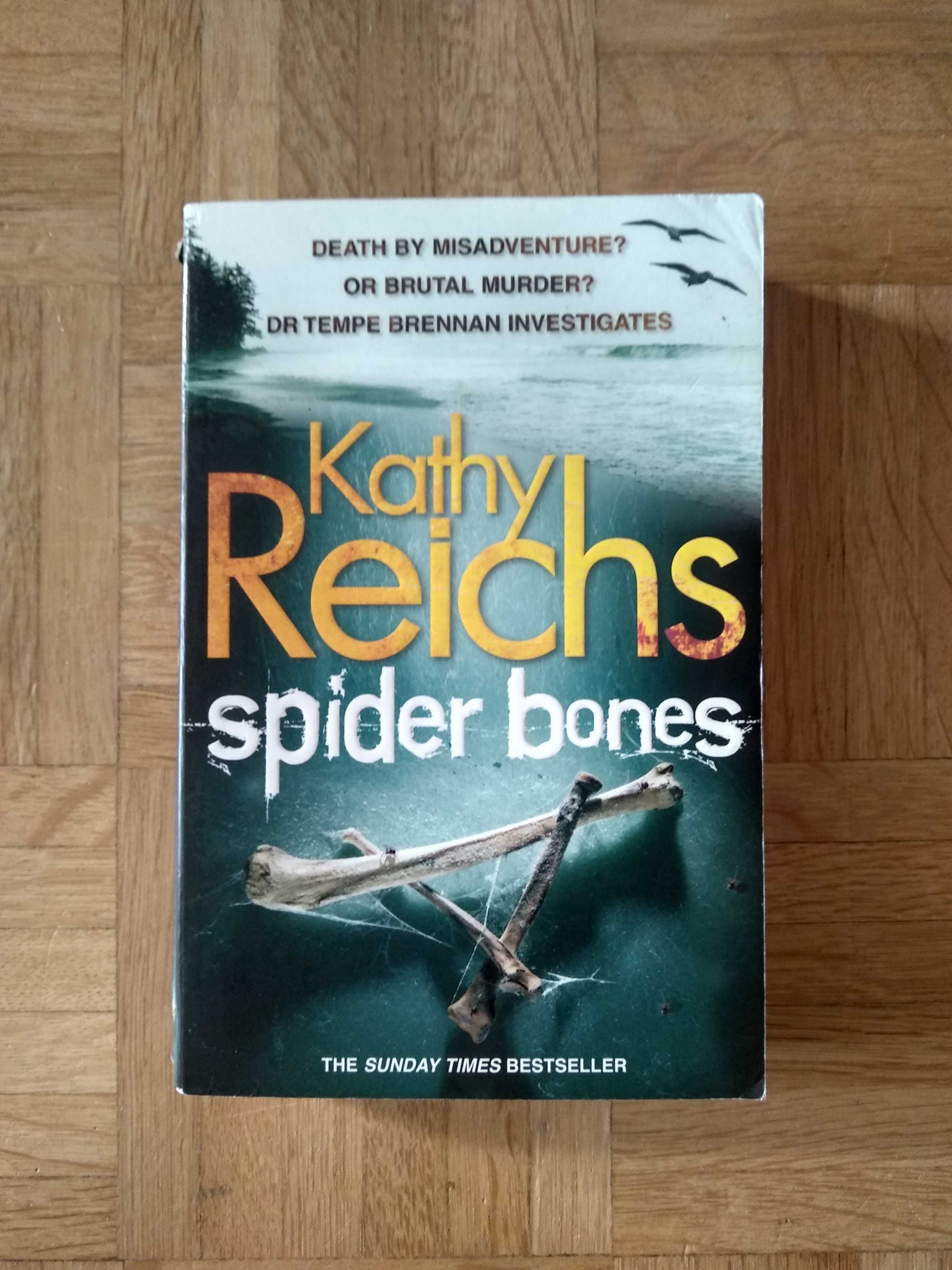 Kathy Reichs "Spider bones" po angielsku