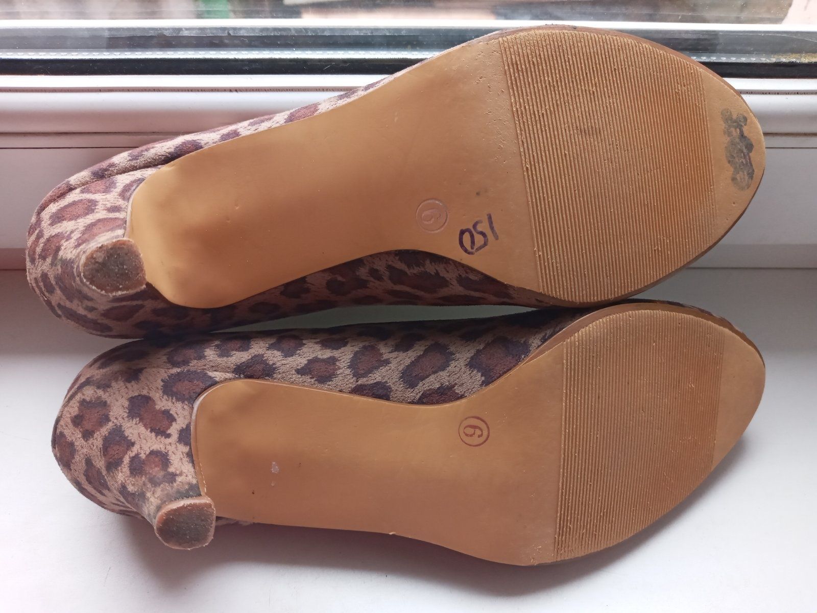 Туфли женские замшевые леопардовые