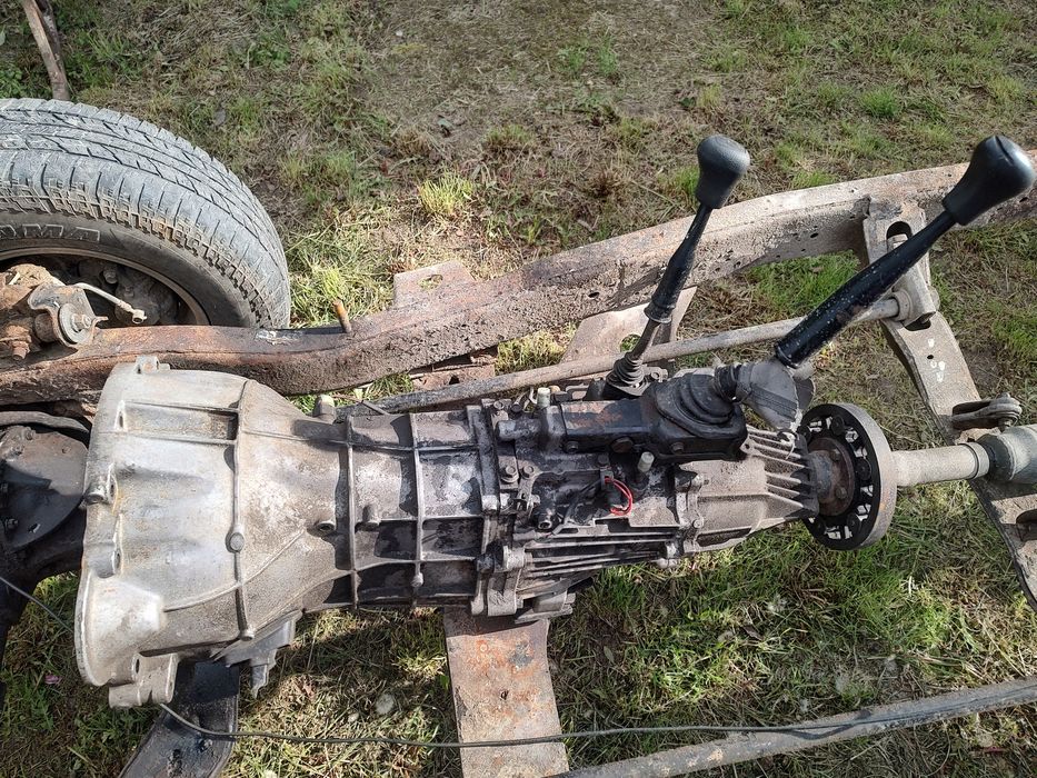 Opel Monterey isuzu trooper кпп 3,1 стартер,міст кардан,рейка рульова
