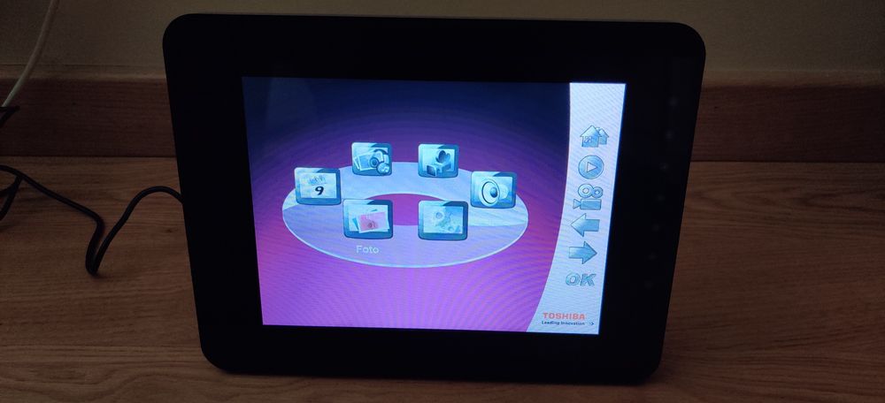 Moldura digital Toshiba