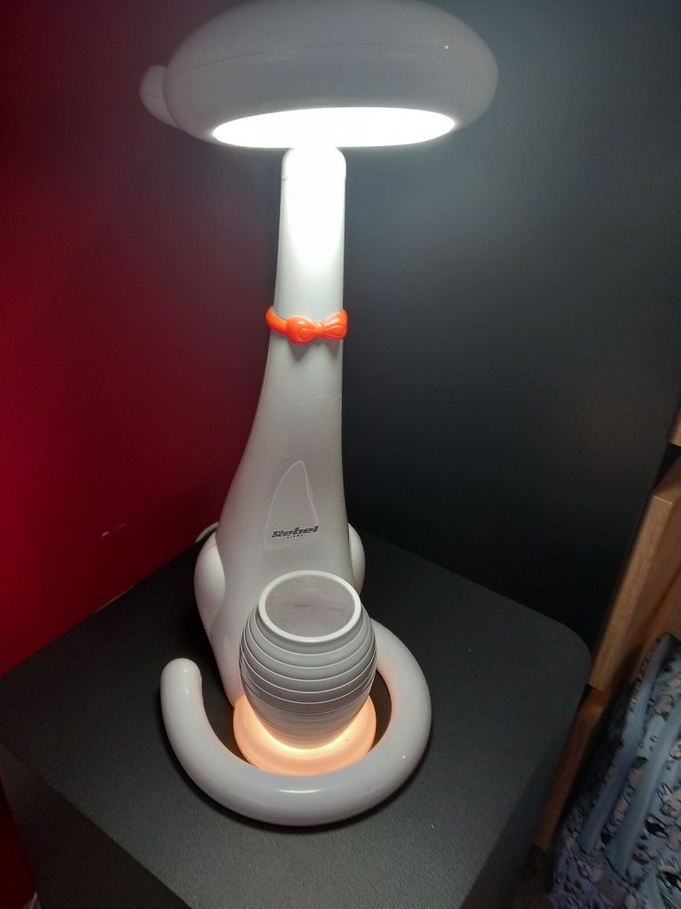 Lampka kotek uzywana sprawna.