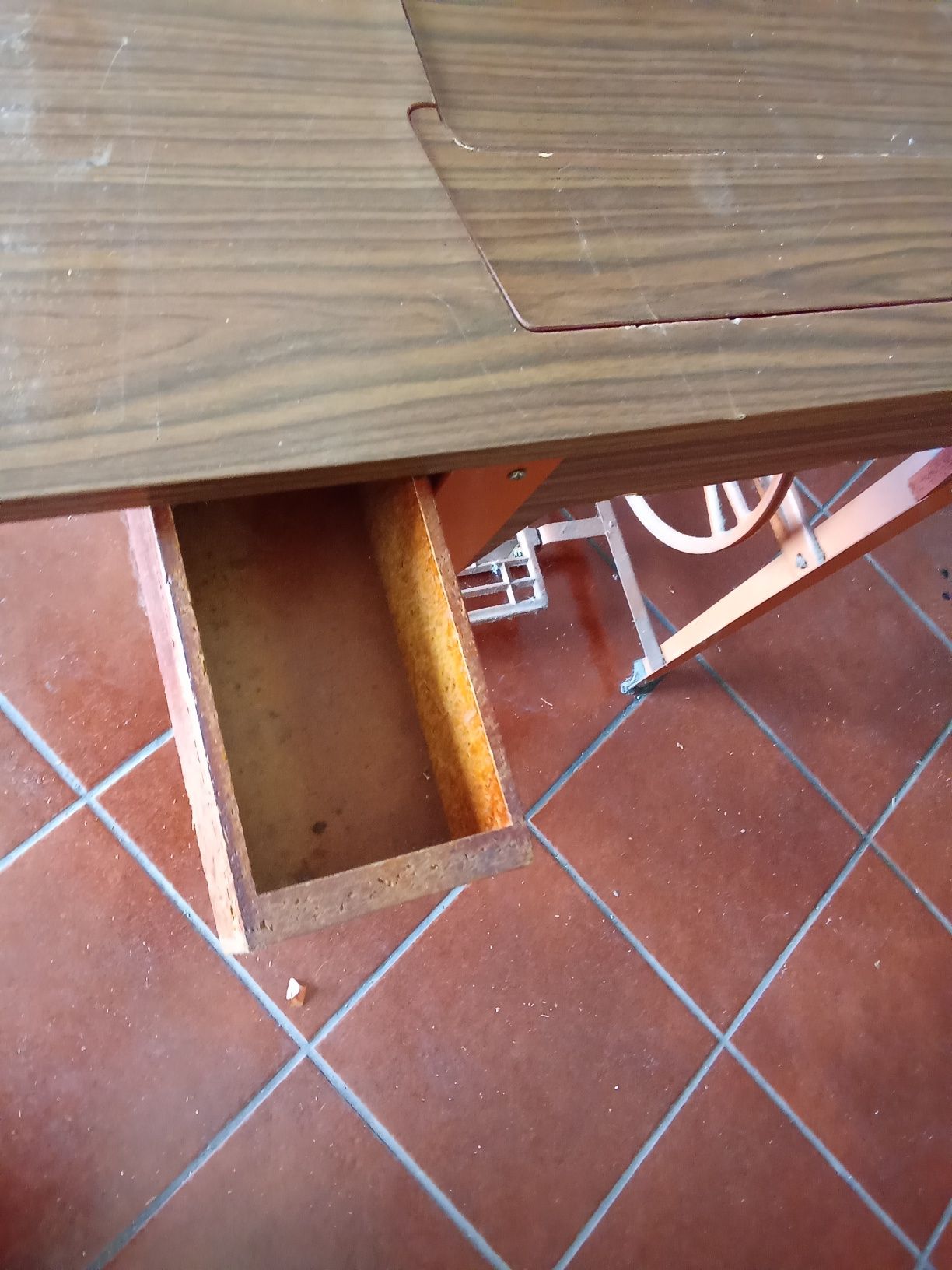 Mesa maquina de costura