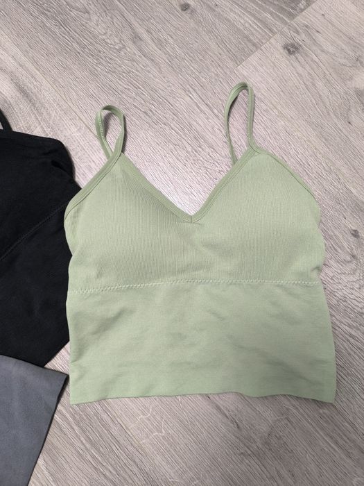 Жіночий бюстгальтер топ в рубчик (М)