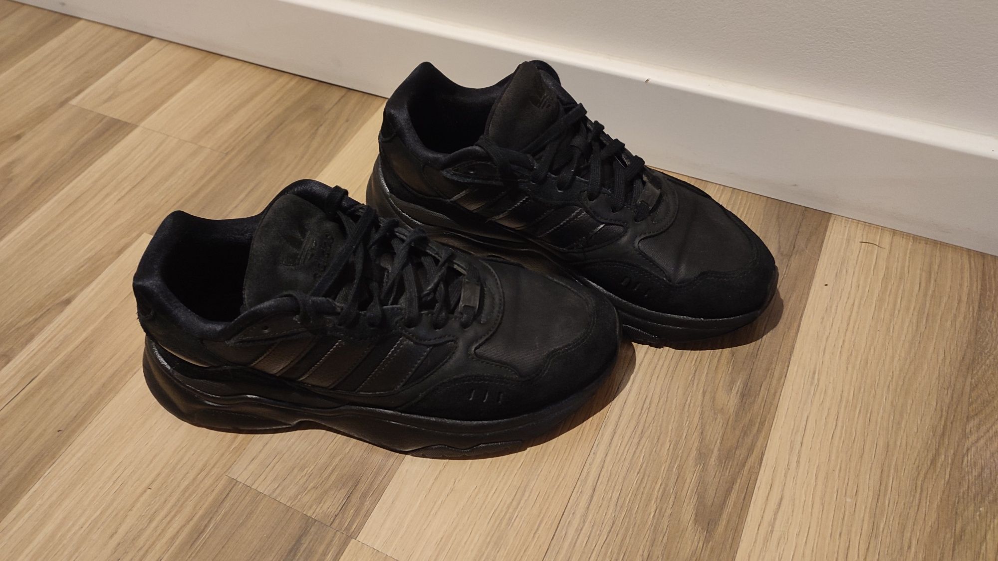 Adidas retropy F90 czarne
